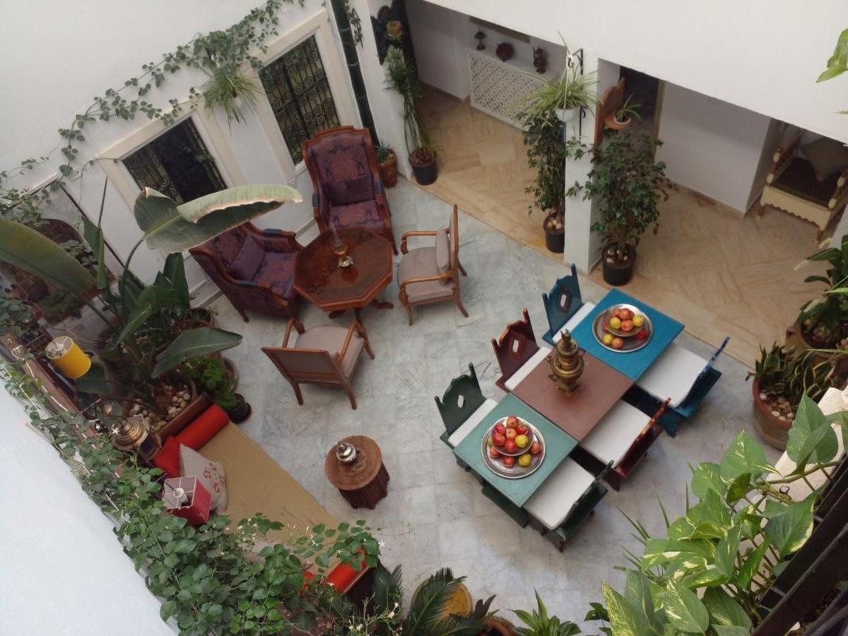 El Patio Courtyard House Hotel Tunis Buitenkant foto