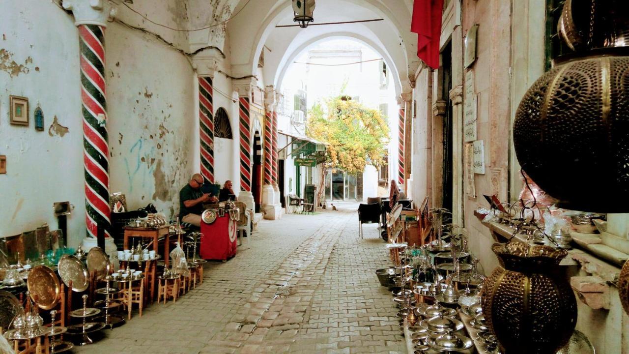 El Patio Courtyard House Hotel Tunis Buitenkant foto