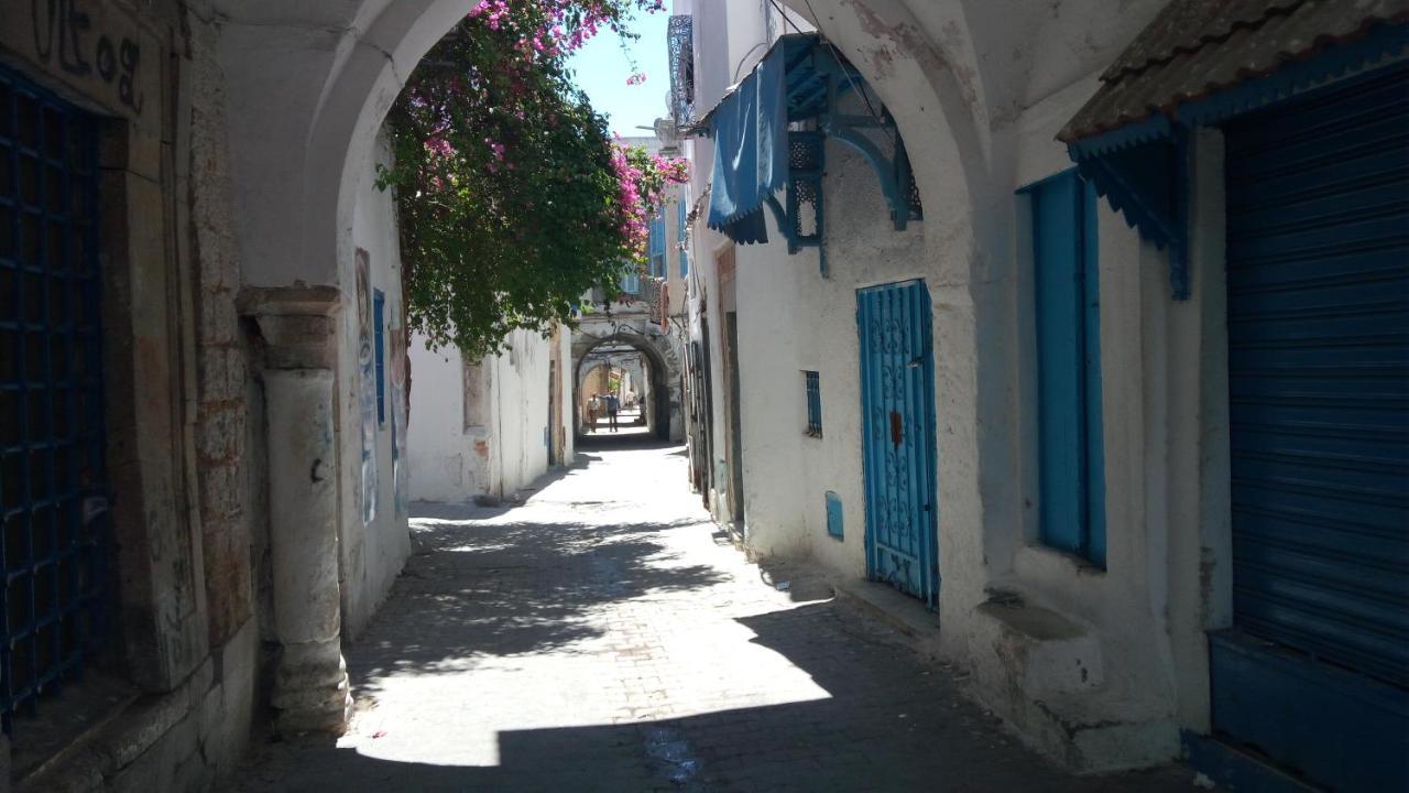 El Patio Courtyard House Hotel Tunis Buitenkant foto
