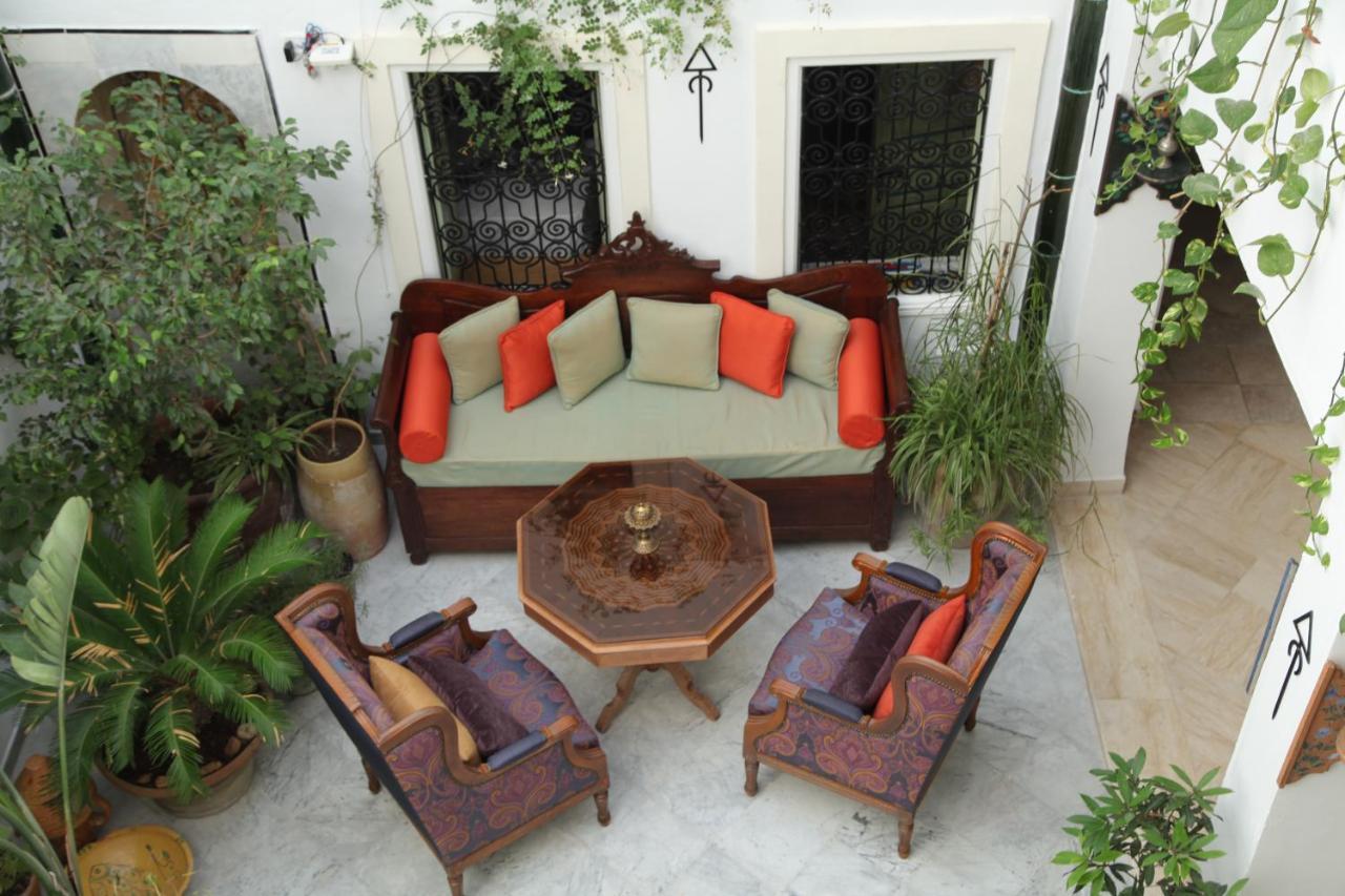 El Patio Courtyard House Hotel Tunis Buitenkant foto